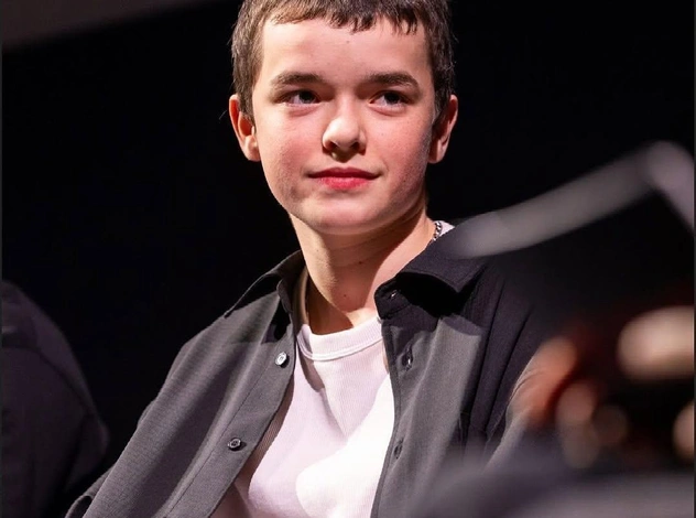 Новое дарование: как 15-летний Оуэн Купер из сериала «Переходный возраст» стал главным актером 2025 года