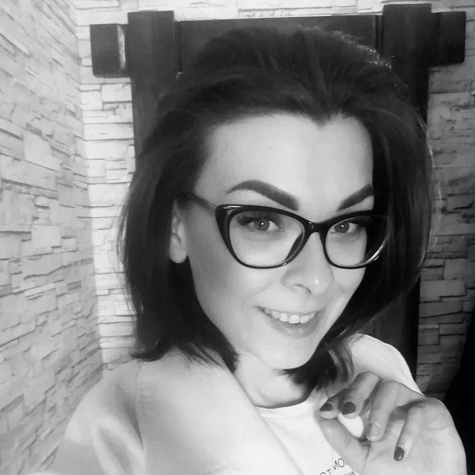 «Лежала на боку мертвая, собаки Рамзес и Майло из последних сил закрывали ее»: волонтеры о смерти избитой Леры Зимы