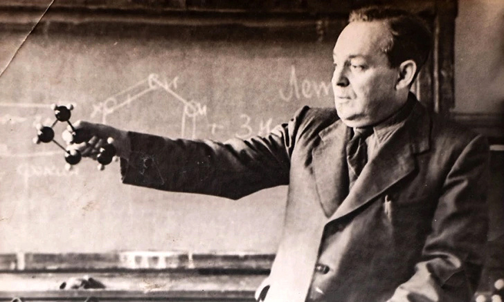 Гонка фармацевтов: как советские химики изобрели лекарство, спасшее тысячи жизней