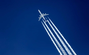 В Денвере загорелся самолет American Airlines — пассажиры сбегали с ручной кладью
