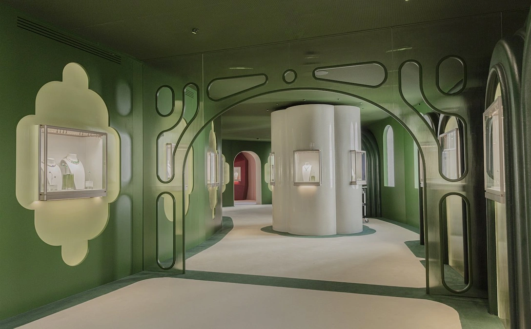 Новая коллекция Beautés du Monde от Cartier в декорациях Хайме Айона | mcmaison.ru