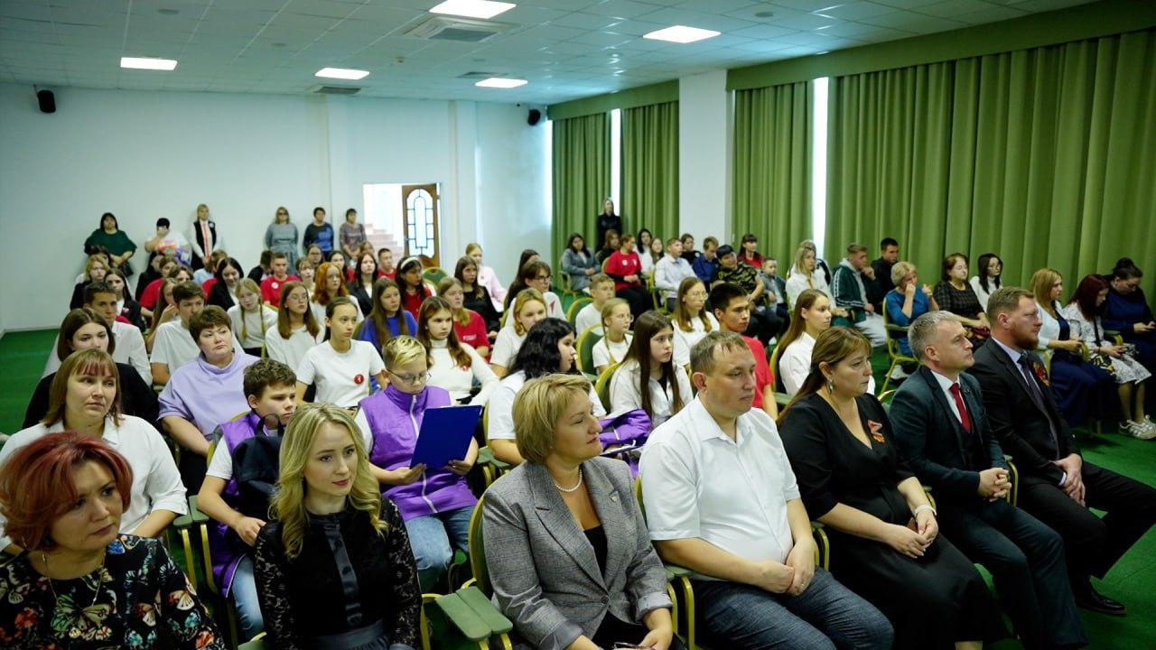 В Тюменской области родственникам погибших в СВО передали награды 