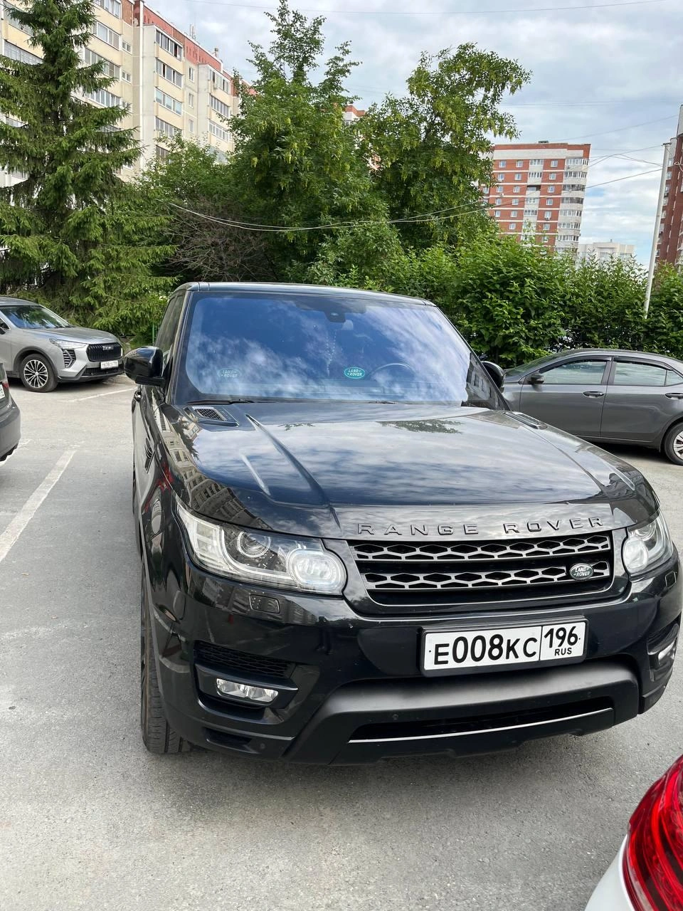 Land Rover Азиза Абасова | Источник: Номерограм
