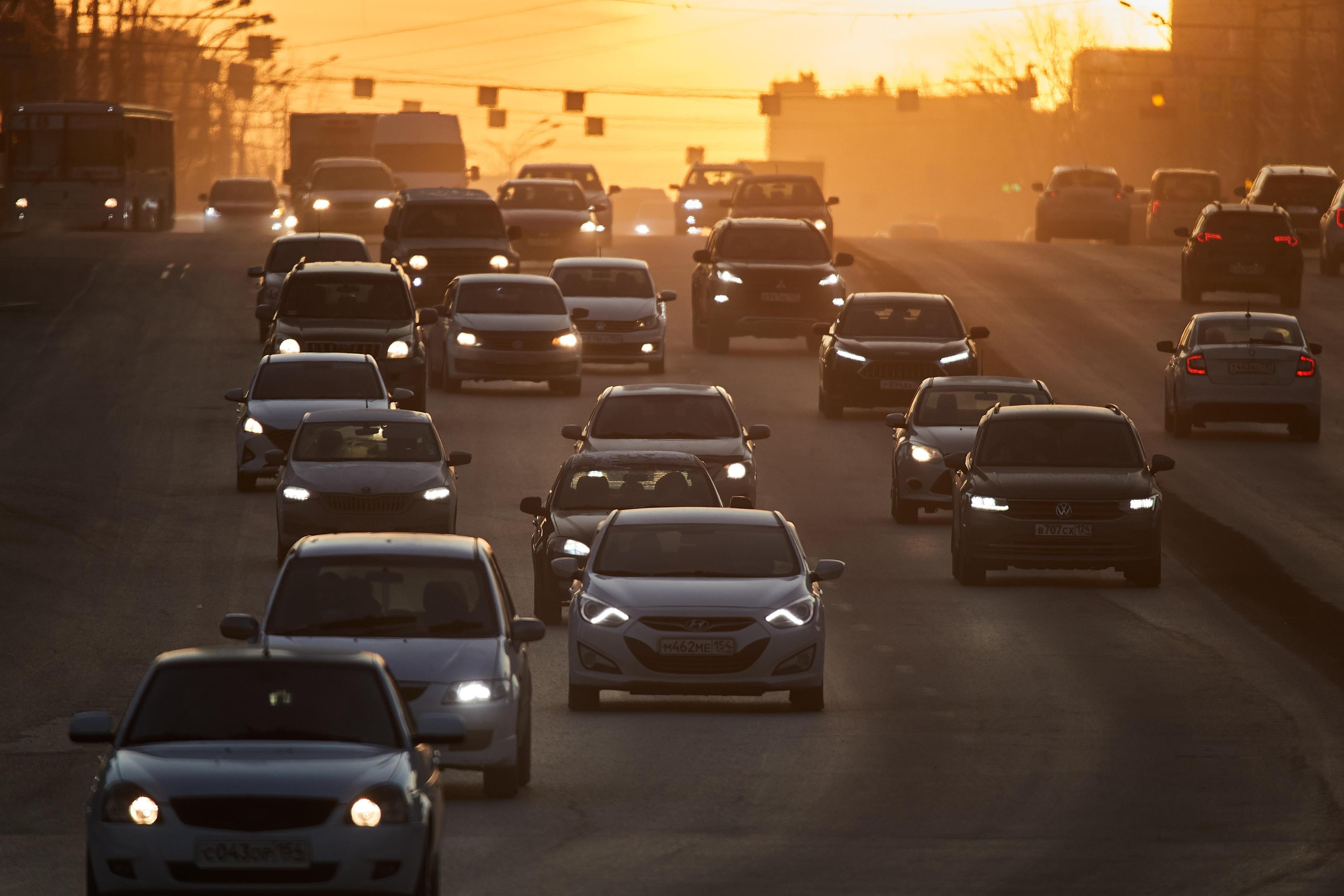 «10 лет на всём экономили»: как новосибирцы 3 часа ругались из-за улицы Кирова и сноса домов — дошло до слёз и фантастики