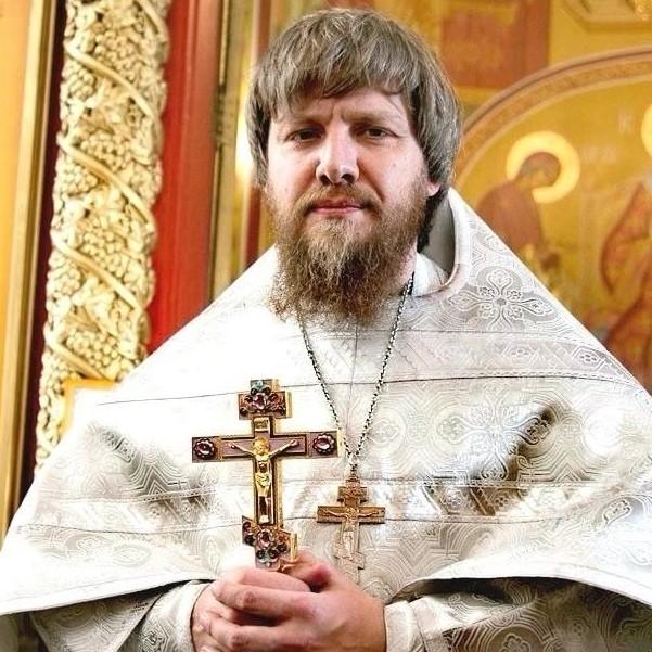 <p>Алексей Язев</p>