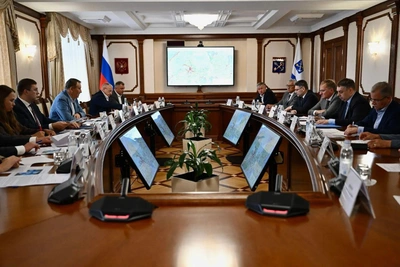 65 АЗС приостановлены, сложная обстановка в двух районах — Дрозденко
