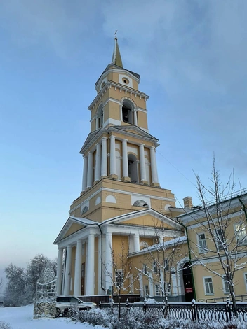 Историк опубликовал фото Спасо-Преображенсокго кафедрального собора, где до недавнего времени была галерея | Источник: Архитектурные излишества / telegram