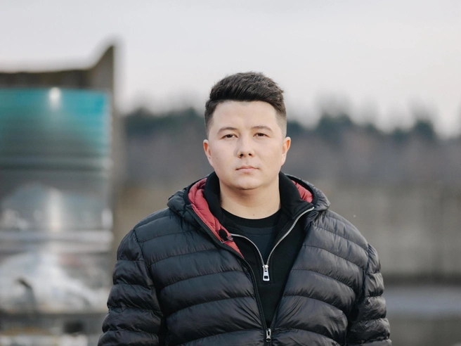 Арсений Корюков с 14 лет работает в ресторанах | Источник: «Пятница!»
