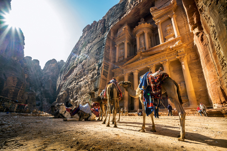 GETTY IMAGES / FOTOBANK.COM