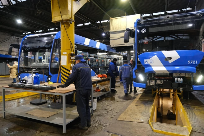 Сейчас в списке УРТ находится 136 транспортных средств | Источник: Анжела Мнацаканян / FONTANKA.RU