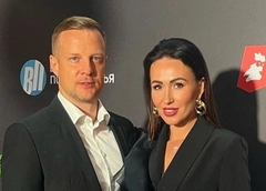 Жена Вячеслава Малафеева оголилась в ванной