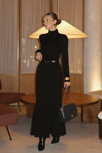 База на всю зиму: лучшие свитера, водолазки, брюки и джинсы