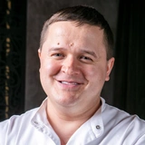 <p>Виктор Лобзин</p>