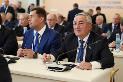 Владимир Путин выступил на Совете законодателей