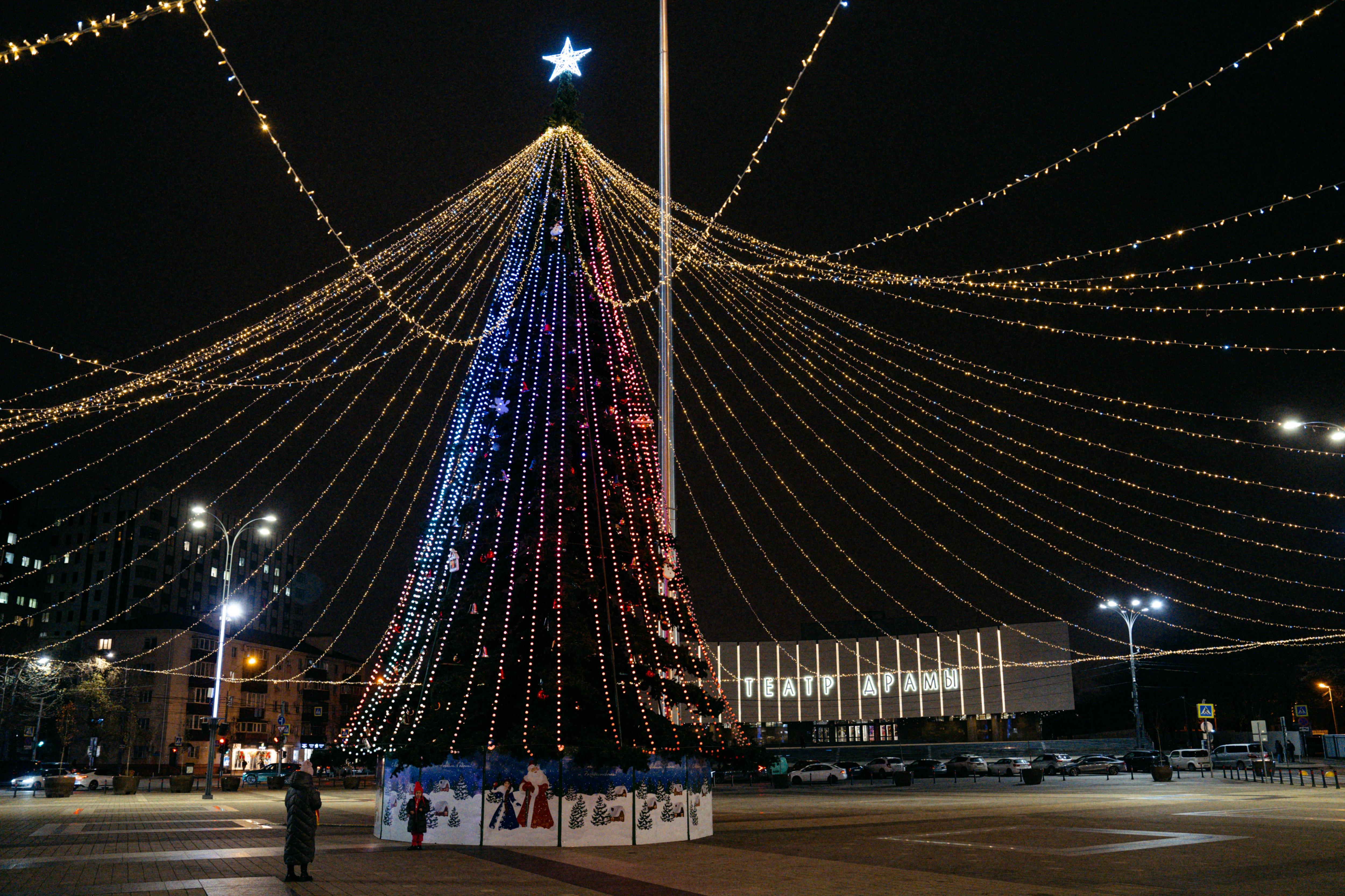 Без салюта, но с танцами. Как отметят в Краснодаре Новый год — официальная афиша на праздники 