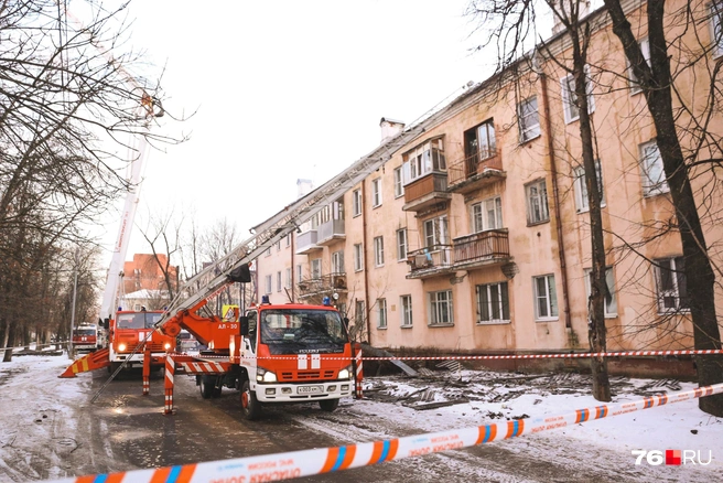 Жильцы дома рассказывали, что проблемы начались с приездом в дом нового жильца | Источник: Алёна Косточкина