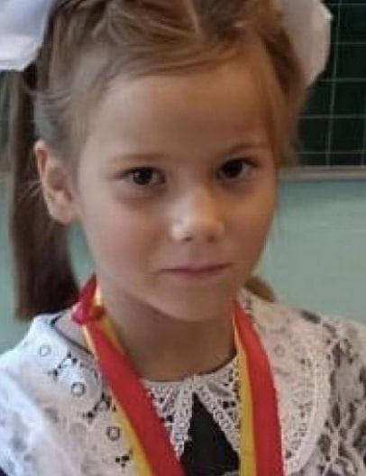 8-летняя Злата из Козельска боится ездить на автобусе после похищения: девочка перейдет на домашнее обучение