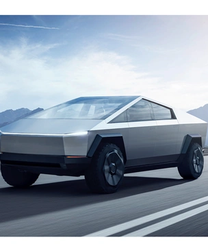 Tesla Cybertruck: звездный десант