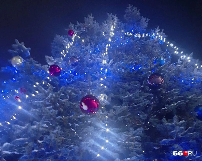 Мэрия Оренбурга закупает для Северного округа шары и гирлянды за миллион рублей | Источник: Анастасия Баринова / 56.RU