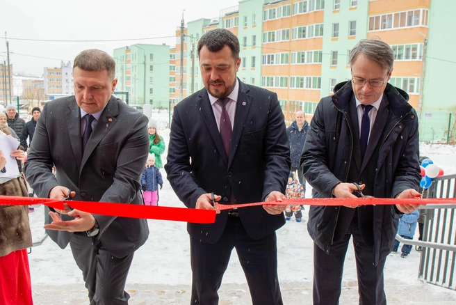 На церемонии открытия детсада присутствовали представители власти и генеральный директор Усольского калийного комбината | Источник: «ЕвроХим-Усольский калийный комбинат»