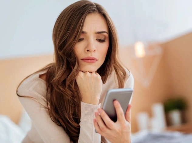 Умная тактика: 11 советов, как себя вести, если ваша подруга изменяет мужчине (и призналась в этом)