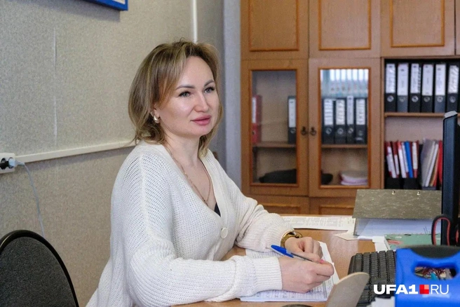 Инспектор зачитала журналистам технику безопасности | Источник: Булат Салихов / UFA1.RU