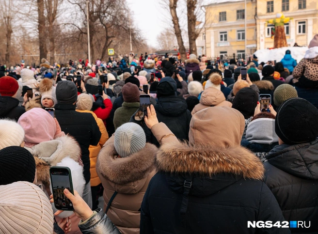 Отправляйте нам в комментарии видео, которые наснимали накануне  | Источник: Максим Серков / NGS42.RU 