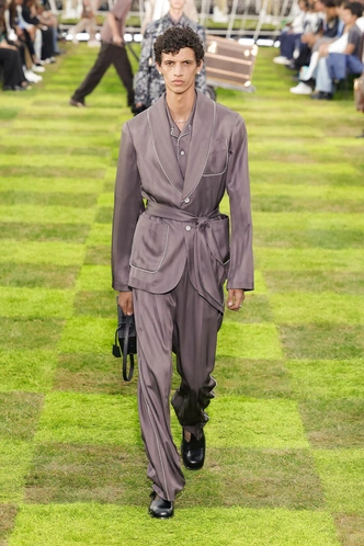 Louis Vuitton ss25 | Источник: Ik Aldama | Legion Media