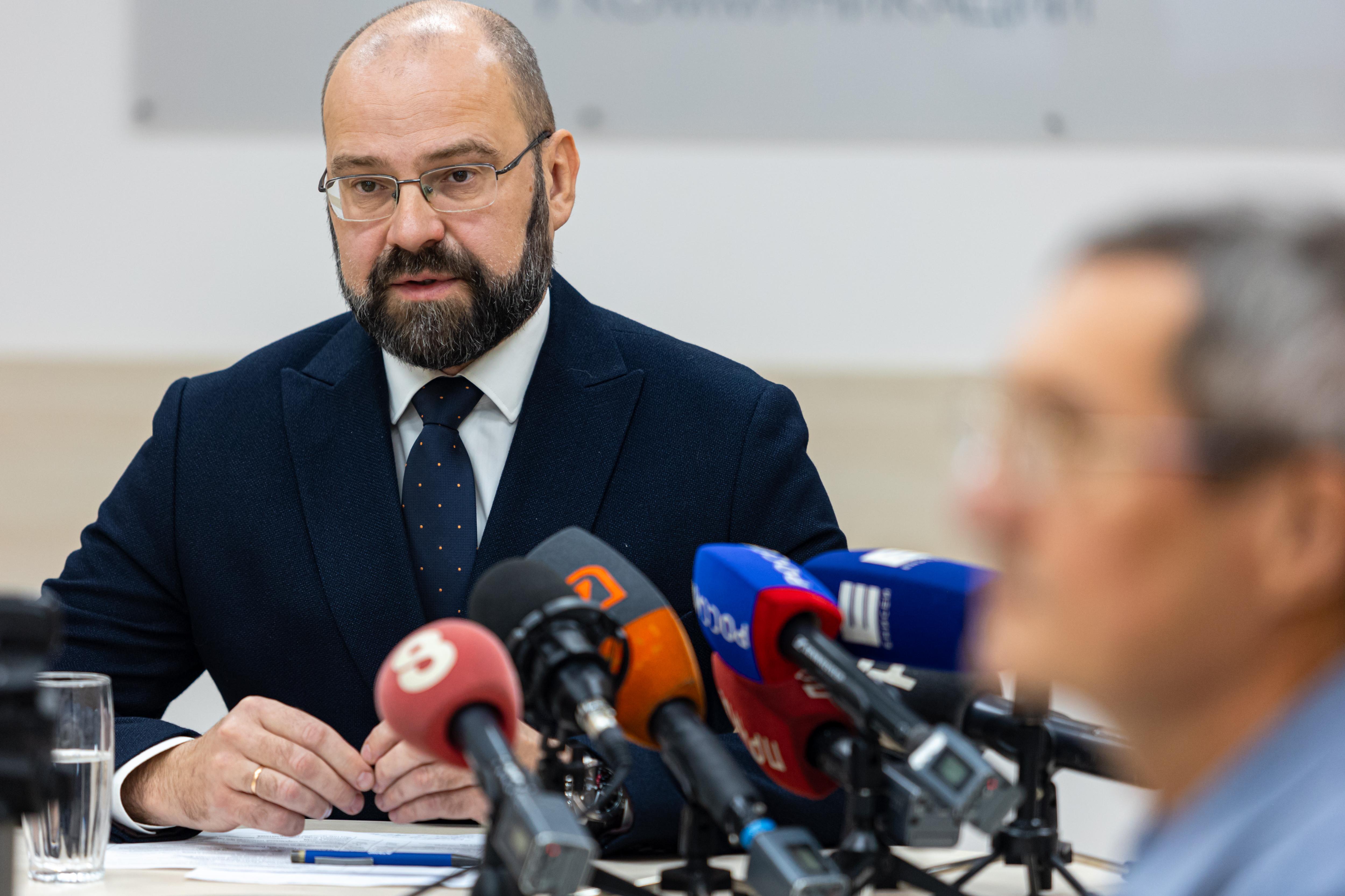 Кого сократят после большого объединения больниц и клиник в Красноярском крае? Ответил министр здра…