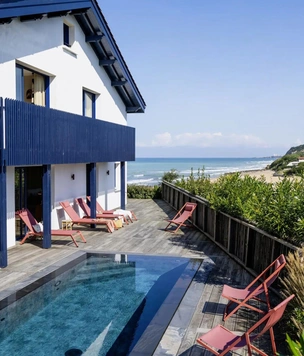 «Каждый день мы радуемся нашему решению»: вилла во Франции с видом на пляж