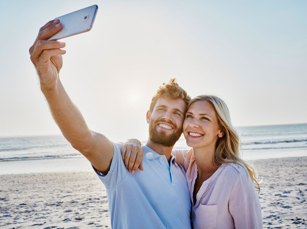 Релфи: о чем говорят фотографии пар и зачем они нужны | marieclaire.ru