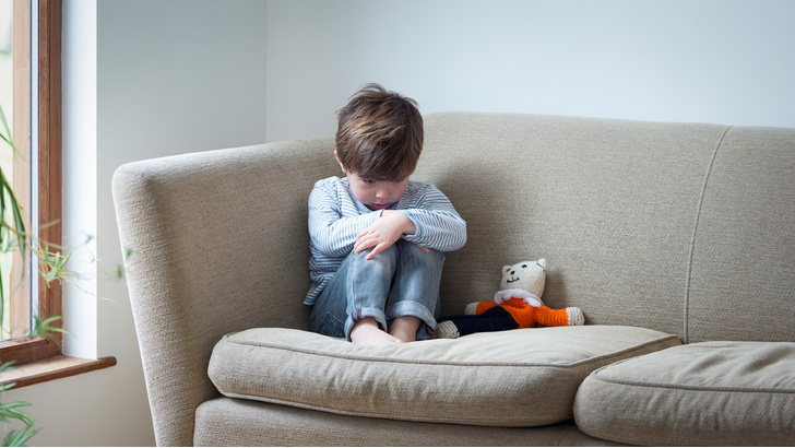 8 признаков, что карантин разрушает психику вашего ребенка