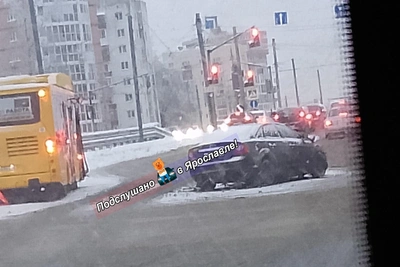 Bus Driver Hospitalized in Yaroslavl Traffic Accident