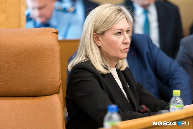 Информацию о Лилии Назмутдиновой можно найти на сайте Свердловского района. Как и большинство своих районных коллег, она не является заметным ньюсмейкером городского масштаба | Источник: Мария Ленц / NGS24.RU
