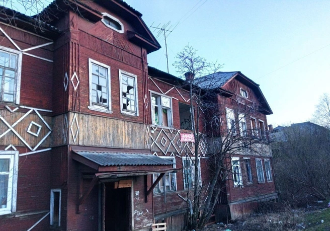 Дом был признан аварийным после 2018 года и не попал в программу по переселению на 2019–2025 годы | Источник: ГУ МЧС России по Архангельской области