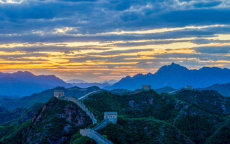 Зачем на самом деле построили Великую Китайскую стену? 4 версии, про 3 из которых вы вряд ли слышали
