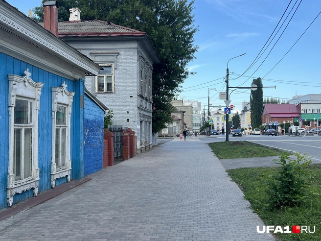 Вроде всё на месте, зачем расторгать контракт? | Источник: Андрей Бирюков / UFA1.RU