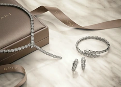 Бриллиантовые змеи: Bulgari Serpenti обновили чешую