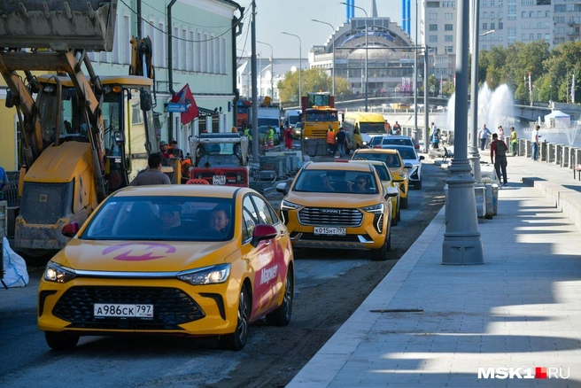 Некоторое распространение в такси получили BAIC и Kaiyi калининградской сборки, но у их производителя, «Автотора», пока нет СПИКа | Источник: Артем Устюжанин / MSK1.RU