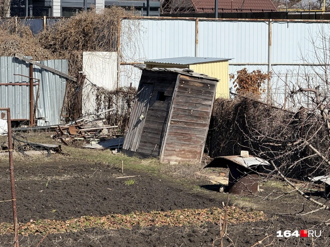 Дачные участки на окраине Энгельса оказались под ударом БПЛА | Источник: Сергей Петунин / 164.RU