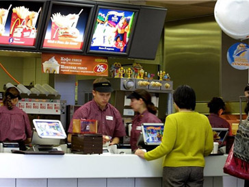 Сотрудники McDonald's обвинили пострадавшего в мошенничестве