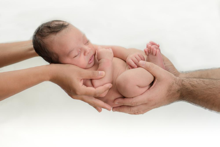 Генитальный криз у новорожденного: что об этом нужно знать маме