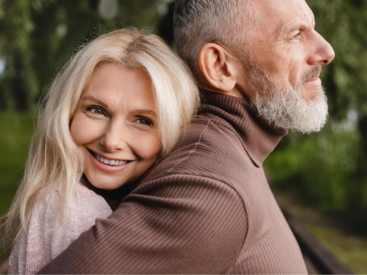 Любовь после 50 лет: 4 мифа о романтических отношениях в зрелом возрасте