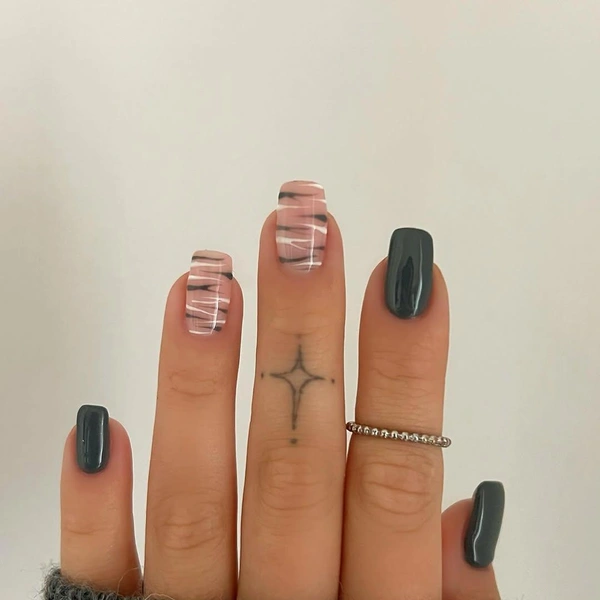 Источник: @charlotteellennails