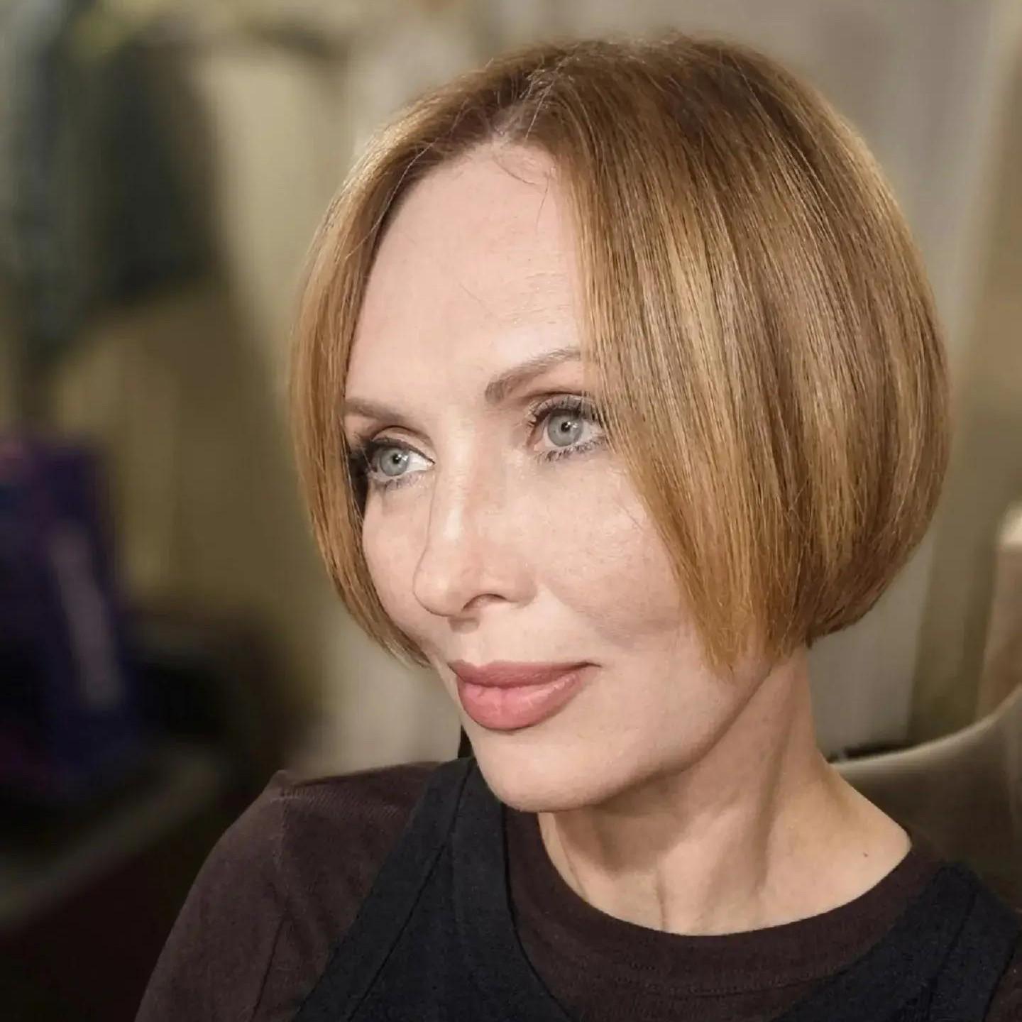 «Ни один мой мужчина Тимофея так и не принял»: Елена Ксенофонтова с горечью об отношении бывших к особенному сыну
