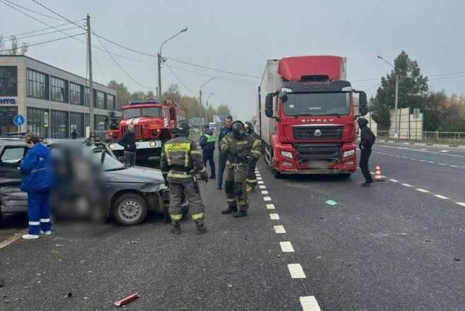 Пенсионерка погибла в ДТП с фурой на трассе в Волховском районе | Источник: ФКУ Упрдор «Северо-Запад»