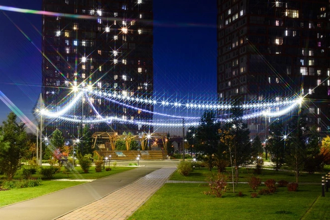 В городе у воды уютно в любое время суток | Источник: «Группа Мета»