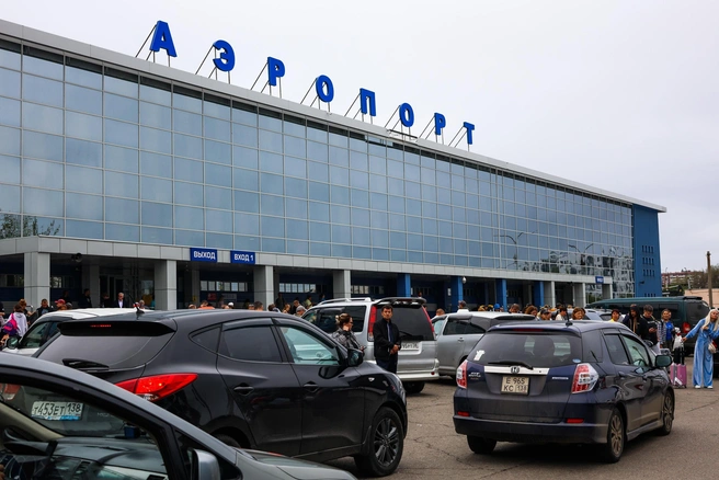 Проблема парковки у аэропорта остро стоит во многих городах | Источник: Ксения Филимонова / IRCITY.RU