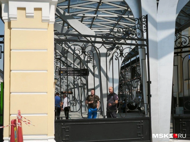 Все ждут мэра, чтобы открыть вокзал | Источник: Михаил Мечев / MSK1.RU