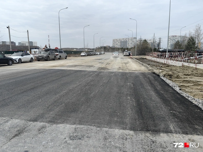 Автомобилисты уже ездят по открытой дороге | Источник: Павел Красоткин / 72.RU
